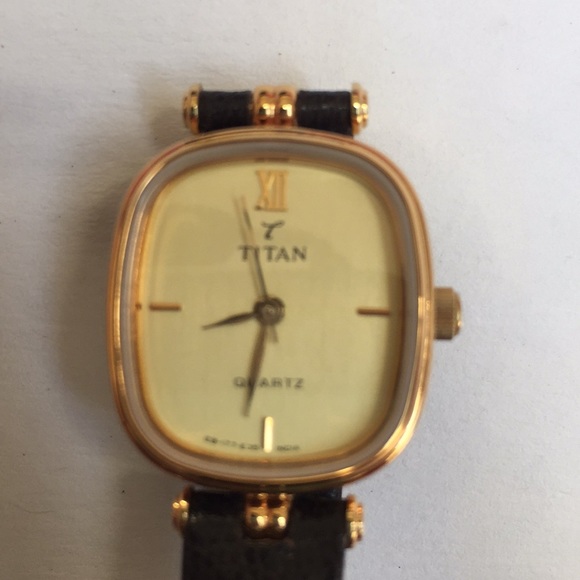 18k Gold Plated Titan Watch - Picture 2 of 5